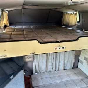 Alternative view of 1993 TOYOTA HIACE LH85