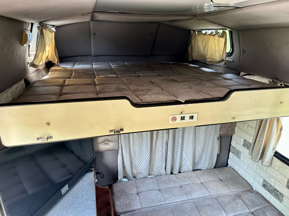 1993 TOYOTA HIACE LH85 - Image 2