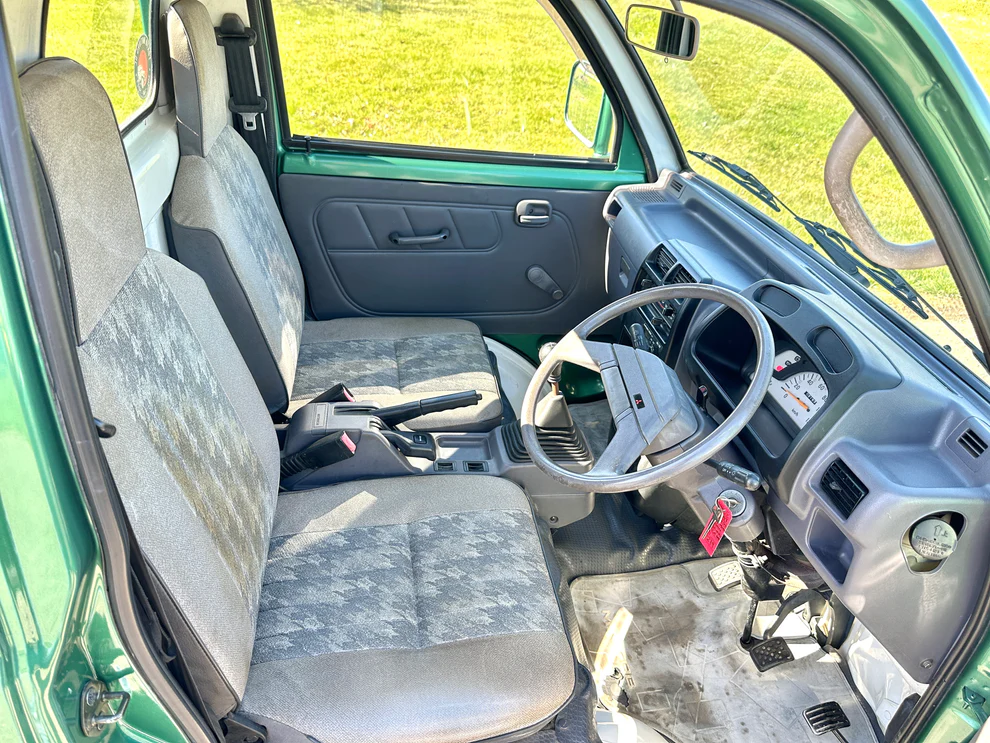 1997 MITSUBISHI MINICAB - Image 8